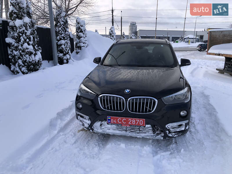 Внедорожник / Кроссовер BMW X1 2016 в Тернополе