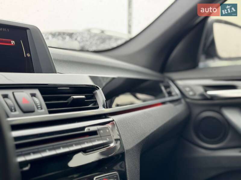 Внедорожник / Кроссовер BMW X1 2017 в Львове