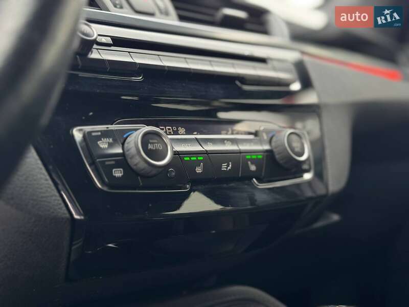 Внедорожник / Кроссовер BMW X1 2017 в Львове