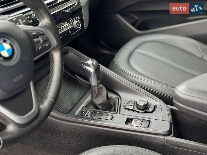 Внедорожник / Кроссовер BMW X1 2017 в Львове