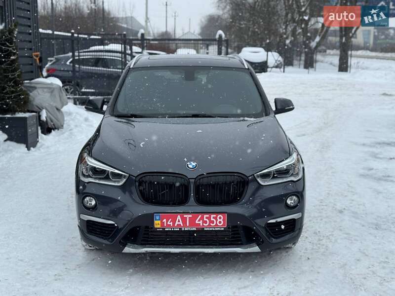 Внедорожник / Кроссовер BMW X1 2017 в Львове