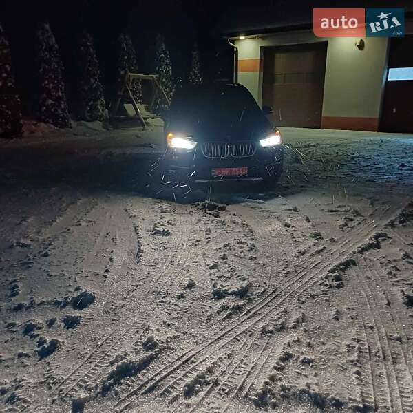 Внедорожник / Кроссовер BMW X1 2018 в Ковеле