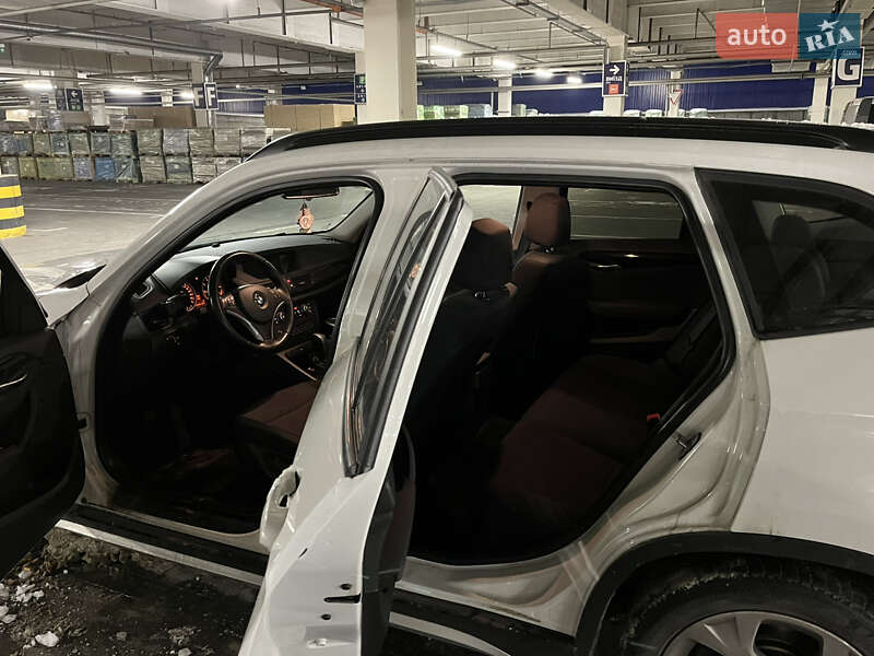 Внедорожник / Кроссовер BMW X1 2012 в Киеве фото 12 Внедорожник / Кроссовер BMW X1 2012 в Киеве