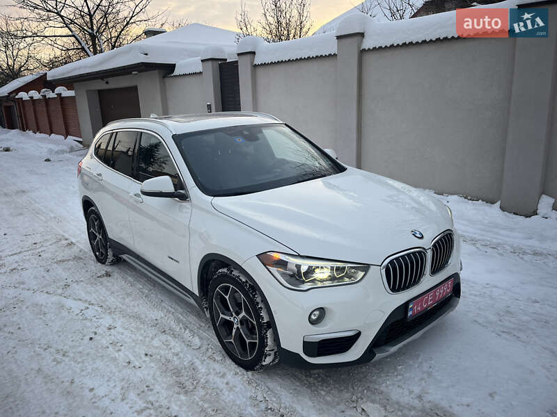 Внедорожник / Кроссовер BMW X1 2016 в Львове