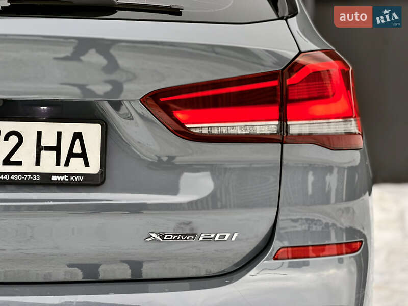 Внедорожник / Кроссовер BMW X1 2022 в Киеве