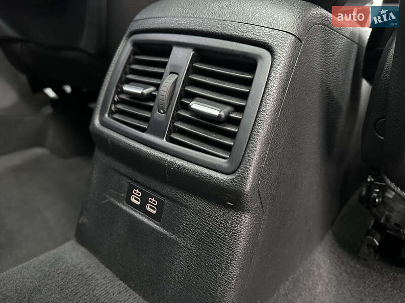 Внедорожник / Кроссовер BMW X1 2022 в Киеве