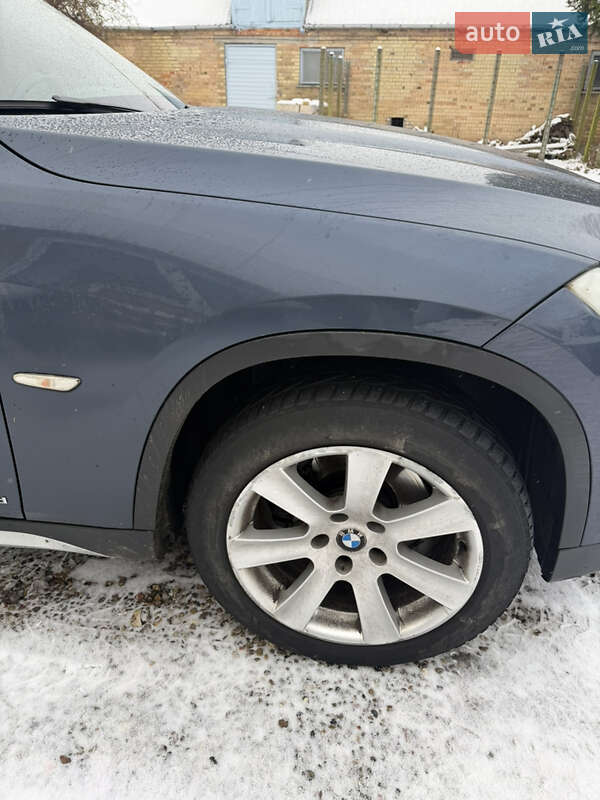 Внедорожник / Кроссовер BMW X1 2011 в Звенигородке