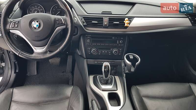 Внедорожник / Кроссовер BMW X1 2012 в Киеве