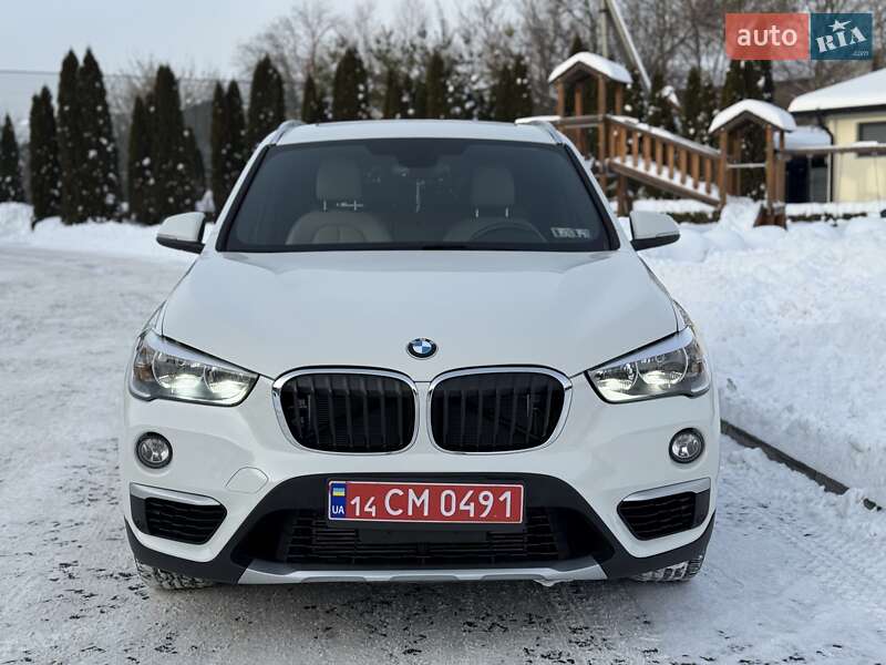 Внедорожник / Кроссовер BMW X1 2018 в Львове