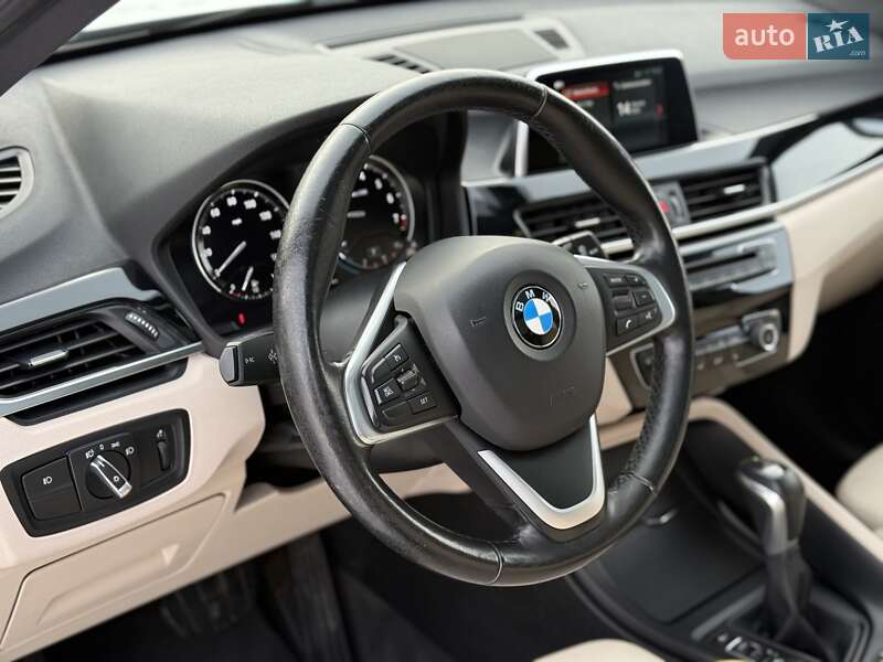 Внедорожник / Кроссовер BMW X1 2018 в Львове
