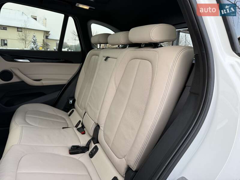 Внедорожник / Кроссовер BMW X1 2018 в Львове