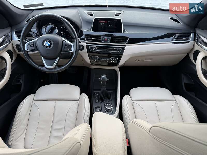 Внедорожник / Кроссовер BMW X1 2018 в Львове
