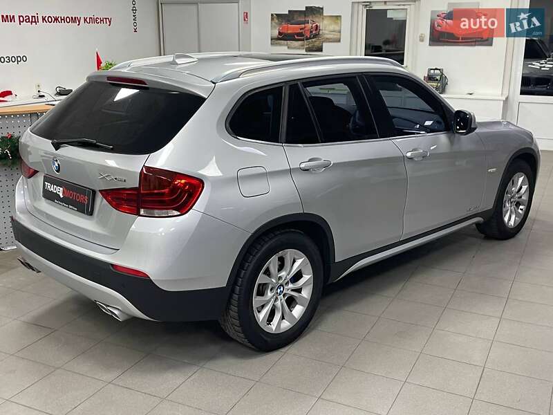 Внедорожник / Кроссовер BMW X1 2011 в Киеве