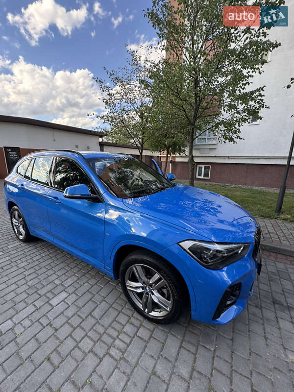 Внедорожник / Кроссовер BMW X1 2022 в Ивано-Франковске