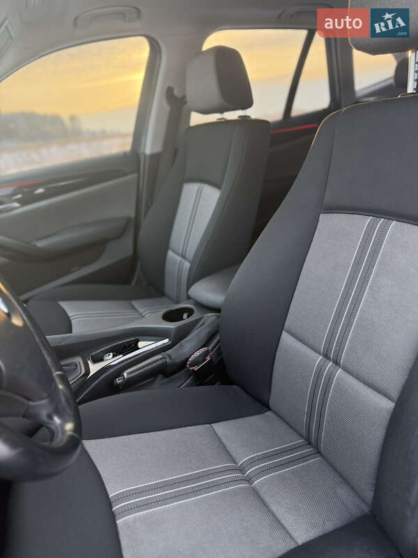 Внедорожник / Кроссовер BMW X1 2011 в Львове