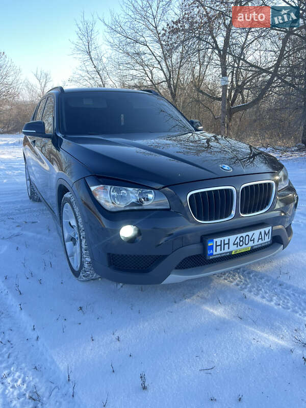Внедорожник / Кроссовер BMW X1 2012 в Балте