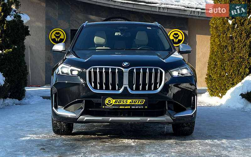Внедорожник / Кроссовер BMW X1 2024 в Львове