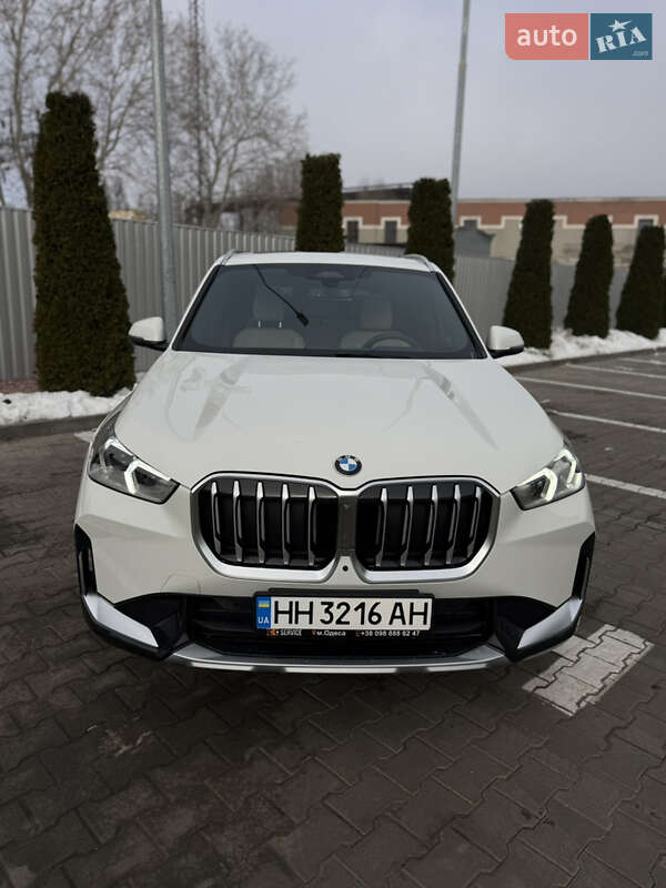 Внедорожник / Кроссовер BMW X1 2024 в Одессе
