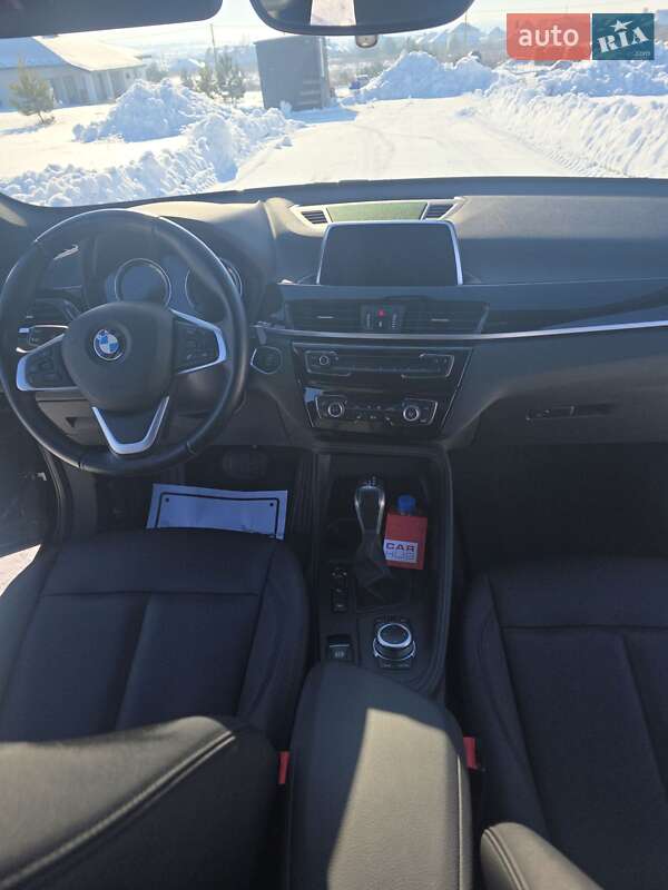 Внедорожник / Кроссовер BMW X1 2019 в Ровно