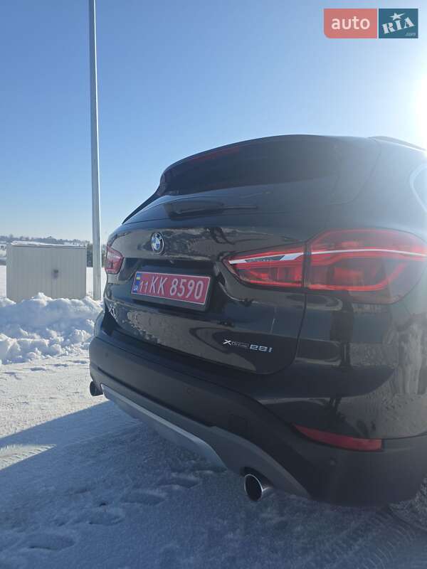 Внедорожник / Кроссовер BMW X1 2019 в Ровно
