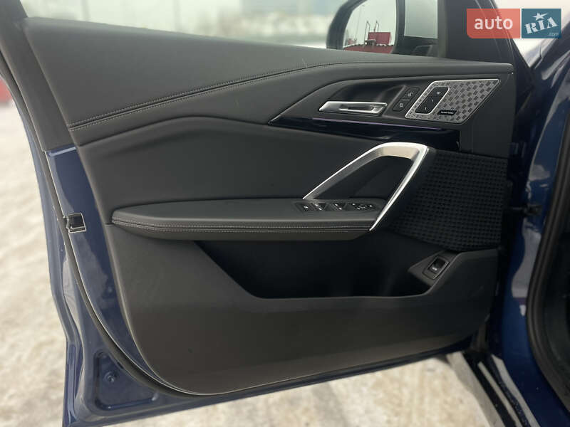 Внедорожник / Кроссовер BMW X1 2024 в Киеве