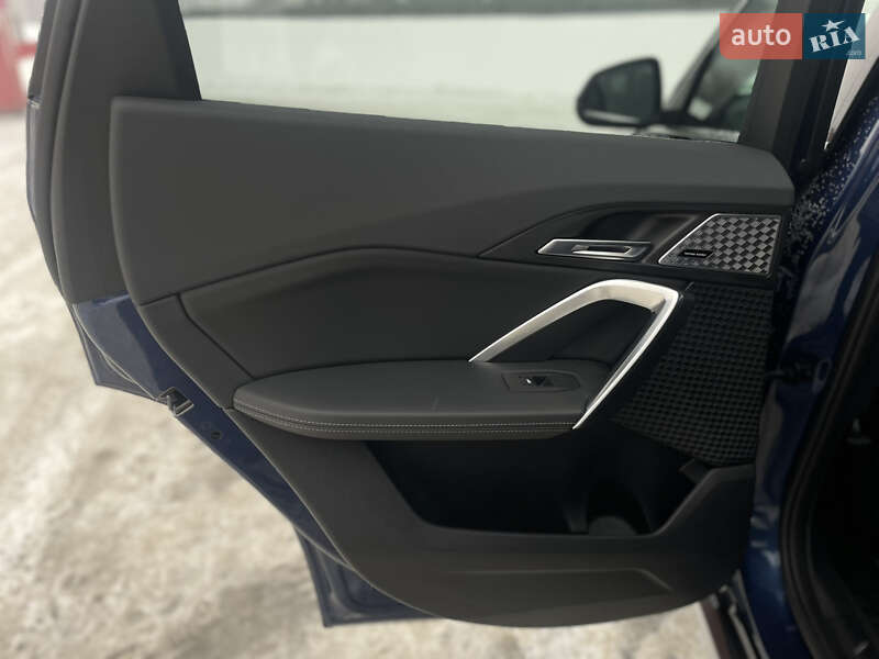 Внедорожник / Кроссовер BMW X1 2024 в Киеве