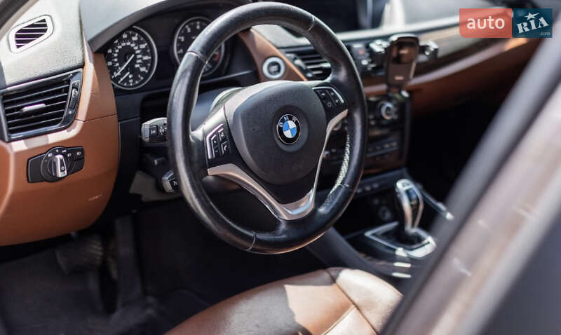 Внедорожник / Кроссовер BMW X1 2013 в Самборе фото 8 Внедорожник / Кроссовер BMW X1 2013 в Самборе