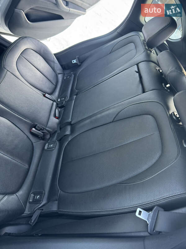 Внедорожник / Кроссовер BMW X1 2015 в Львове фото 7 Внедорожник / Кроссовер BMW X1 2015 в Львове