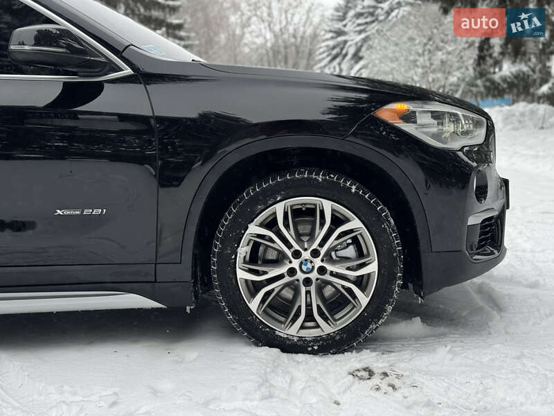 Внедорожник / Кроссовер BMW X1 2017 в Умани