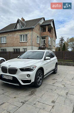 Внедорожник / Кроссовер BMW X1 2017 в Львове