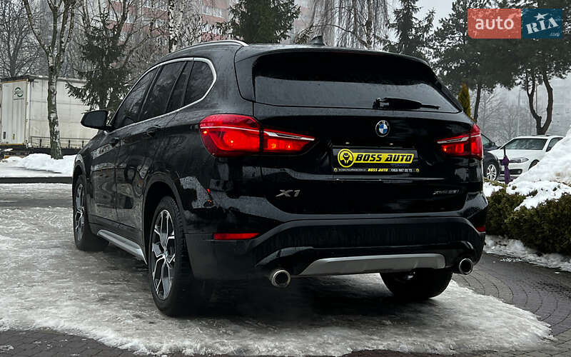 Внедорожник / Кроссовер BMW X1 2019 в Львове