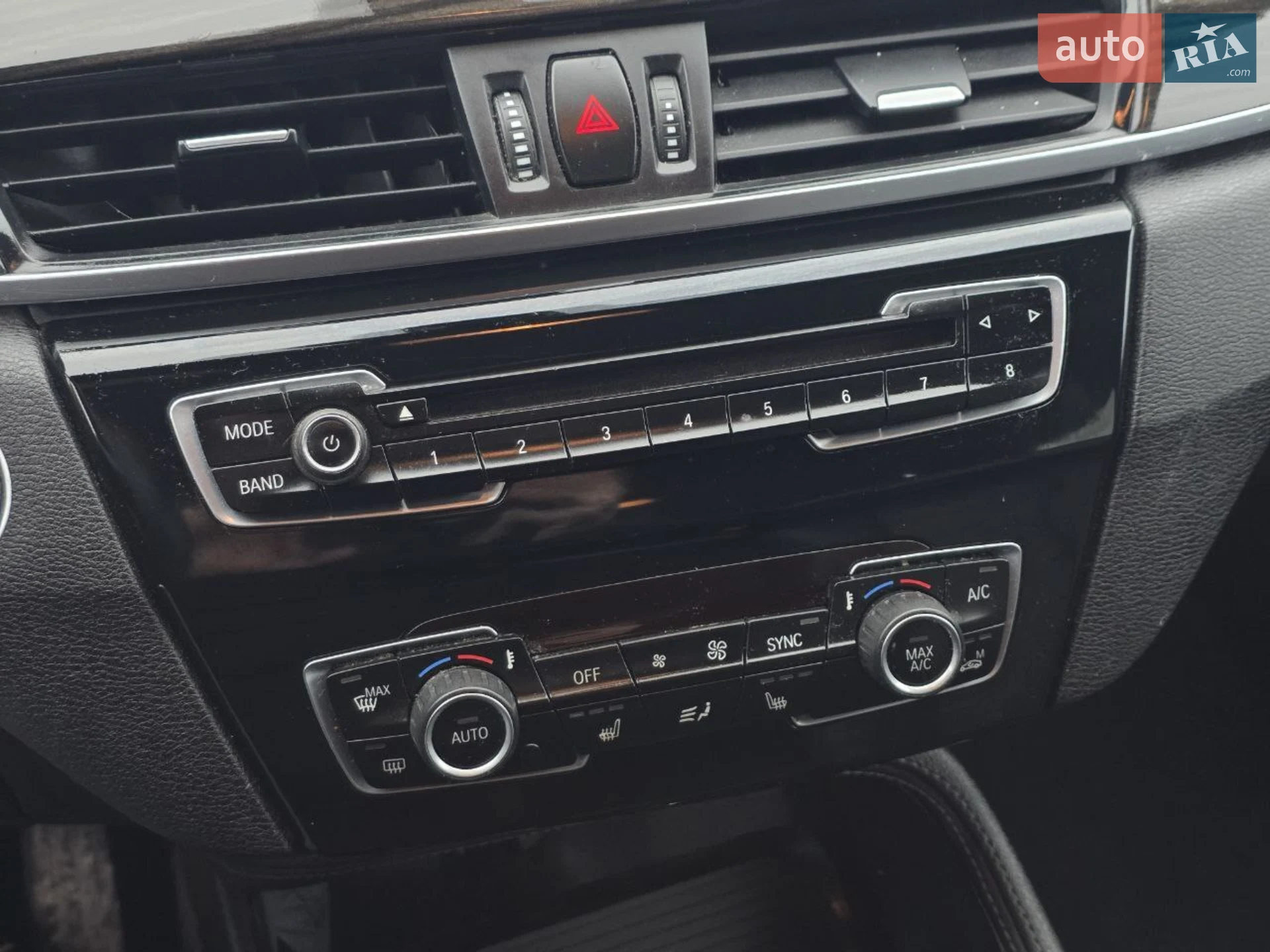 2015 BMW X1 - мініатюра 42