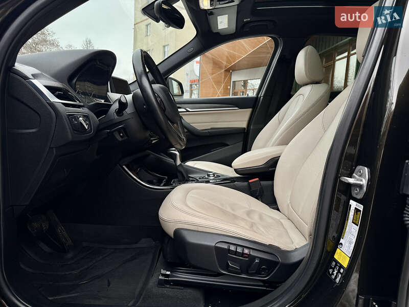 Внедорожник / Кроссовер BMW X1 2015 в Ровно