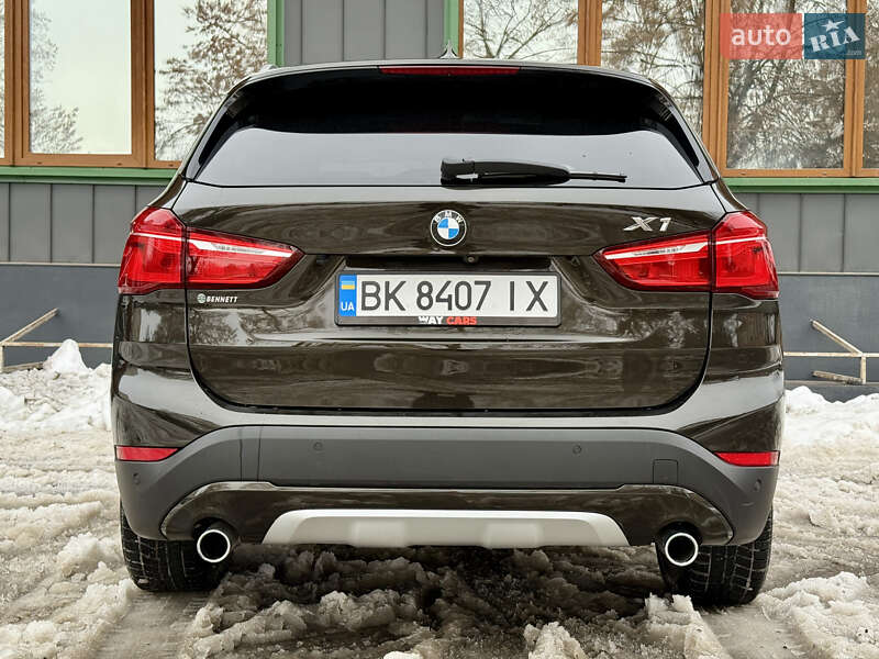 Внедорожник / Кроссовер BMW X1 2015 в Ровно