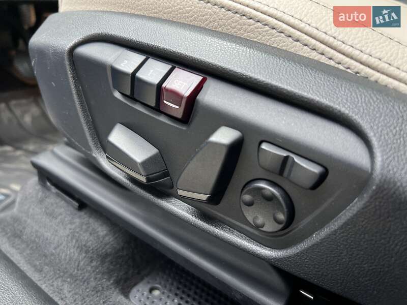 Внедорожник / Кроссовер BMW X1 2020 в Киеве