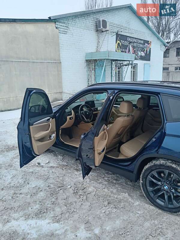 Внедорожник / Кроссовер BMW X1 2014 в Запорожье фото 7 Внедорожник / Кроссовер BMW X1 2014 в Запорожье