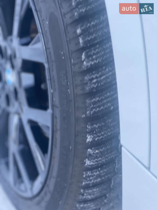 Внедорожник / Кроссовер BMW X1 2021 в Чернигове