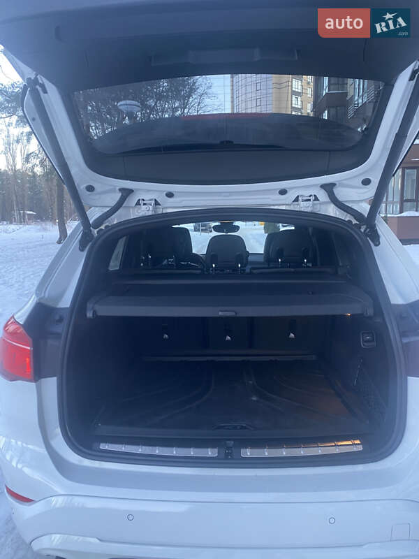 Внедорожник / Кроссовер BMW X1 2021 в Чернигове