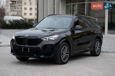 Внедорожник / Кроссовер BMW X1 2023 в Ужгороде