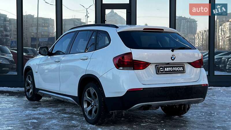 Внедорожник / Кроссовер BMW X1 2012 в Киеве