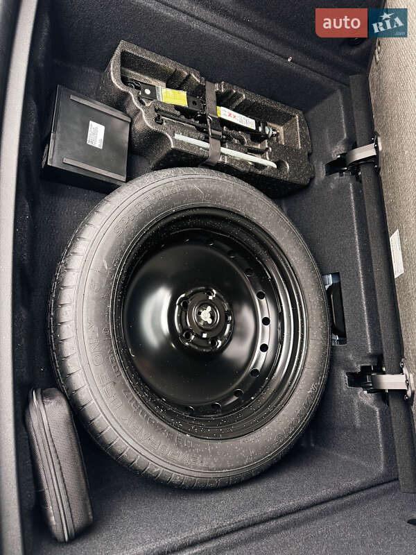 Внедорожник / Кроссовер BMW X1 2023 в Виннице