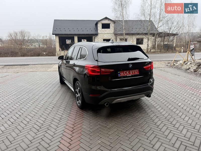 Внедорожник / Кроссовер BMW X1 2016 в Тячеве