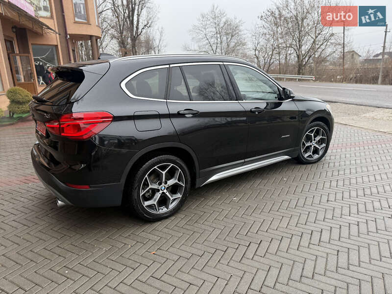 Внедорожник / Кроссовер BMW X1 2016 в Тячеве