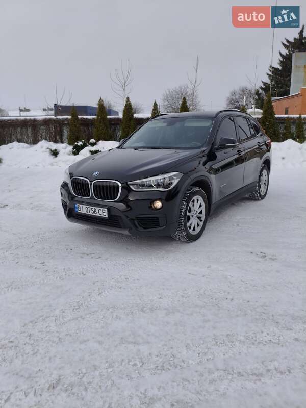 Внедорожник / Кроссовер BMW X1 2015 в Прилуках