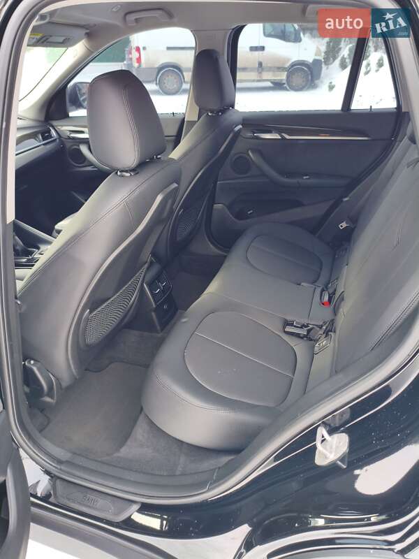 Внедорожник / Кроссовер BMW X1 2015 в Прилуках