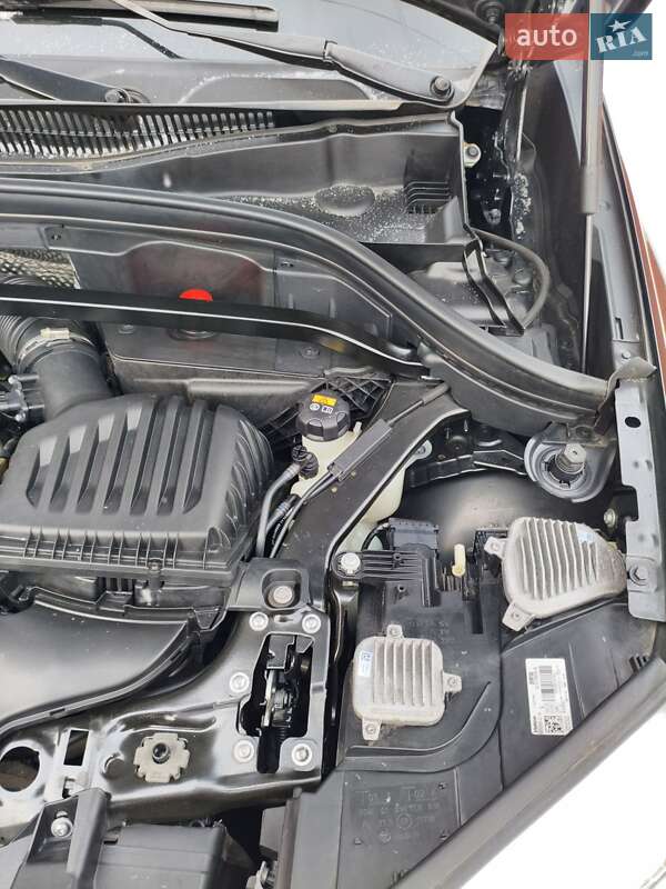 Внедорожник / Кроссовер BMW X1 2015 в Прилуках