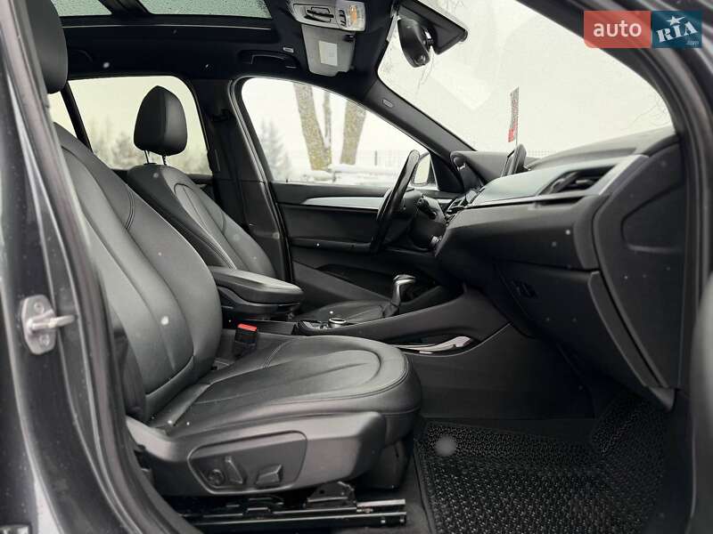 Позашляховик / Кросовер BMW X1 2016 в Львові