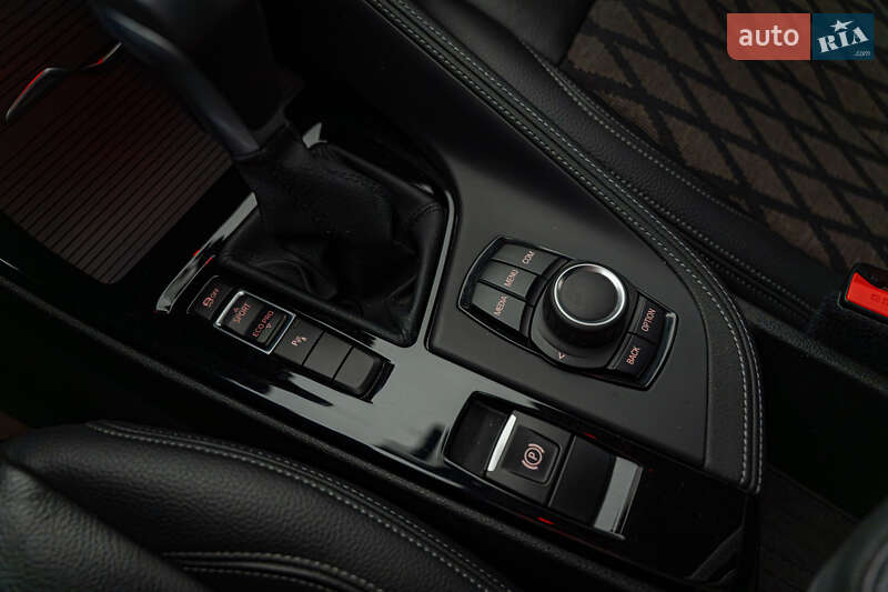 Внедорожник / Кроссовер BMW X1 2020 в Киеве