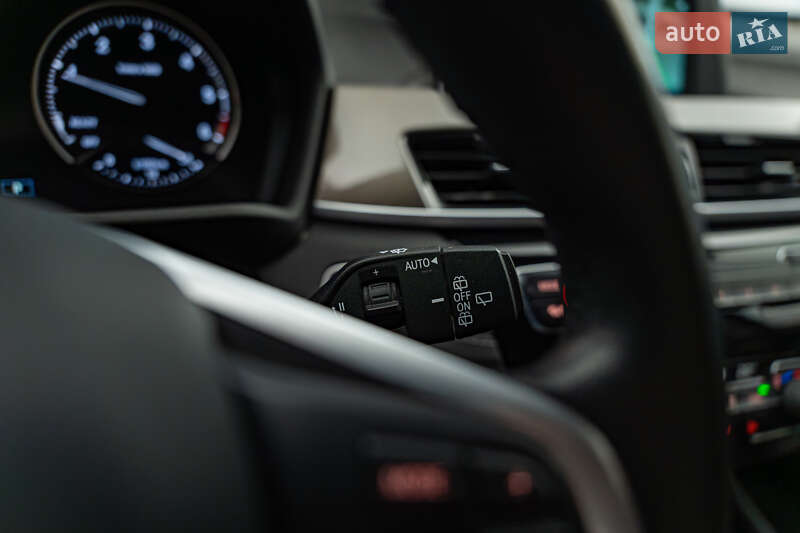 Внедорожник / Кроссовер BMW X1 2020 в Киеве