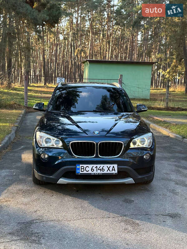Внедорожник / Кроссовер BMW X1 2012 в Чернигове